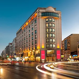 Ramada Plaza By Wyndham City Center (adults Only) Hotell